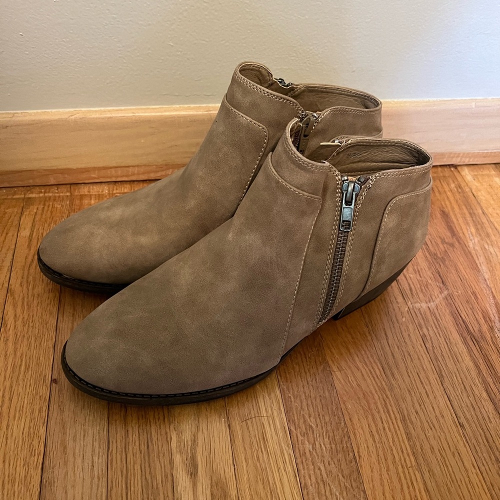 Brand new Chelsea boots